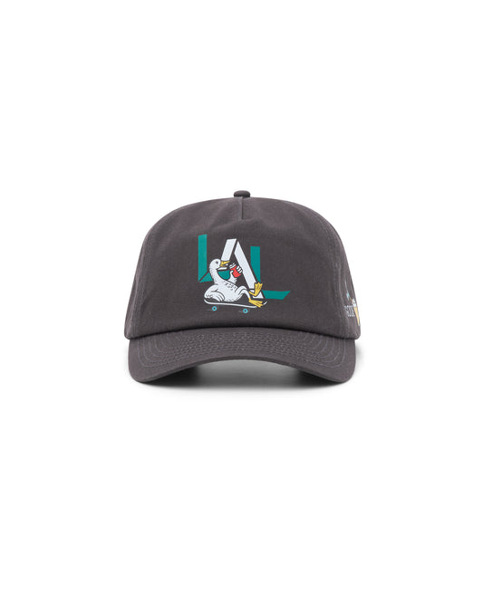 Goose Juice black 5-panel cap with front embroidery – front view